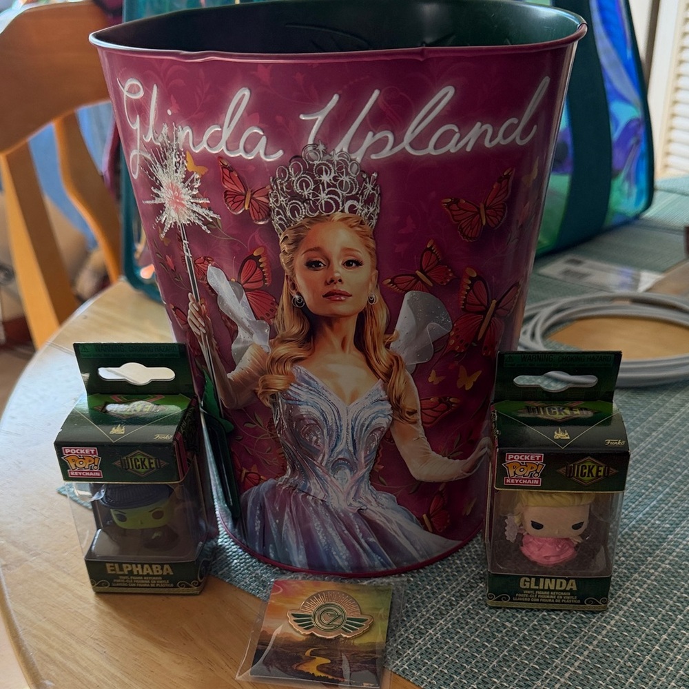 Wicked bundle. Glinda/Elphaba Pop. Wicked Pin & Popcorn Tin.
